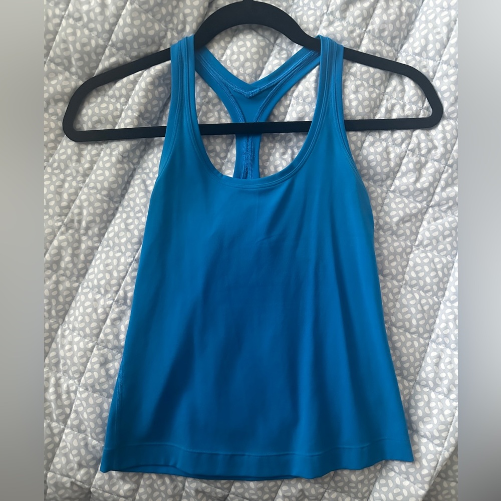 Lululemon tank top